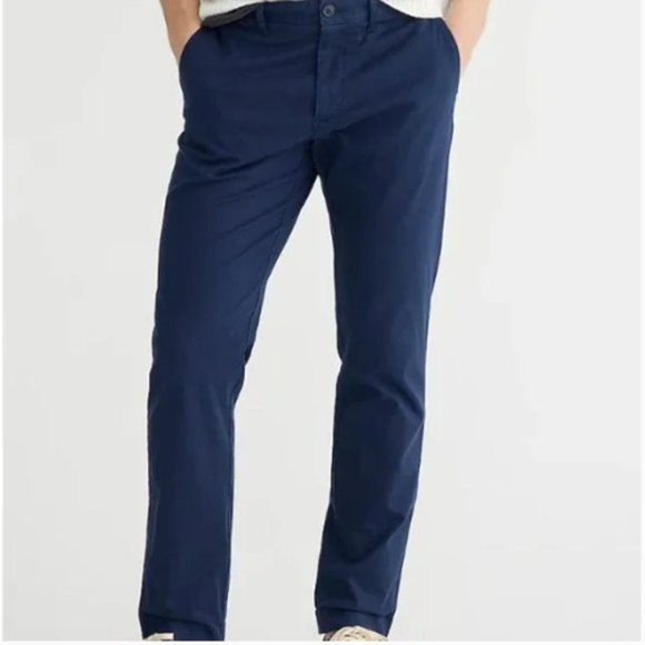 NWT J. Crew 770 Straight Mens 34x30 Fit Chino Pants Navy Stretch Cotton Blend - Picture 1 of 1